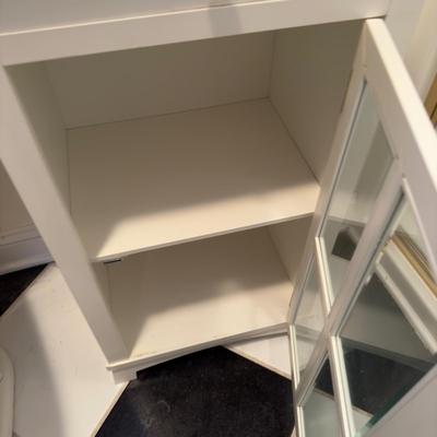 434 Vintage White Single Drawer / Door Stand