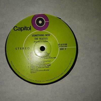2 BEATLES AND 1 ELVIS VINYL RECORDS W/NO COVERS