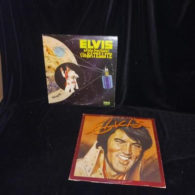 2 ELVIS PRESLEY VINYL RECORD ALBUMS