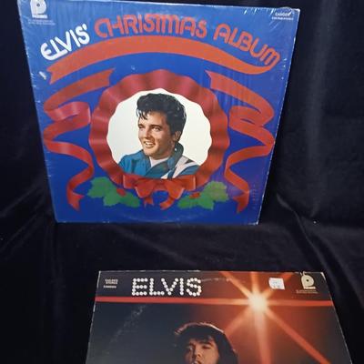 2 ELVIS PRESLEY VINYL RECORD ALBUMS