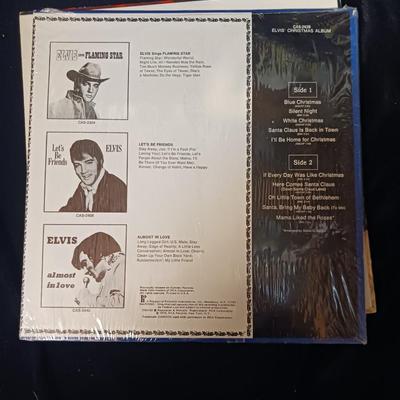 2 ELVIS PRESLEY VINYL RECORD ALBUMS