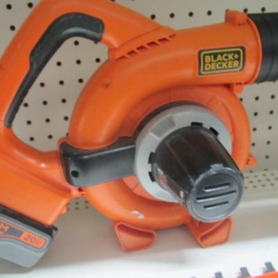 Black & Decker Blower & 22in Trimmer