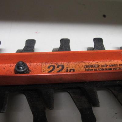 Black & Decker Blower & 22in Trimmer