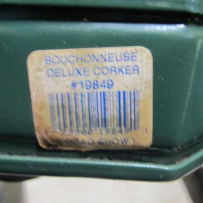 Bouchonneuse Deluxe Corker