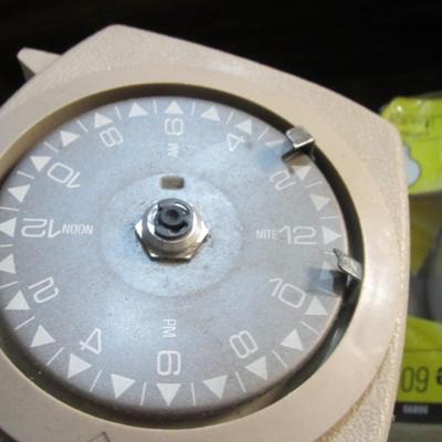 Lighting Supplies & Accessories