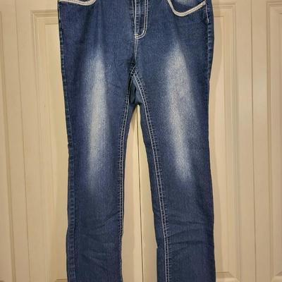 Red Rivet Women's Size 14 Blue Jeans Embellished