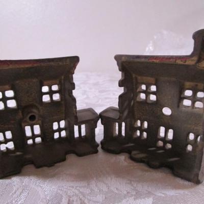Vintage Antique cast iron colonial house bank by A. C. Williams