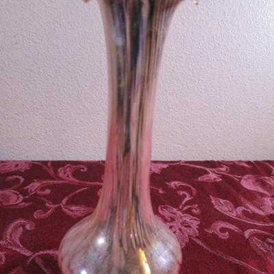 scalloped Iridescent vase with 5 porcelain roses