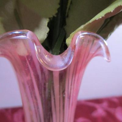 scalloped Iridescent vase with 5 porcelain roses