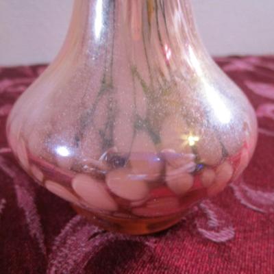 scalloped Iridescent vase with 5 porcelain roses