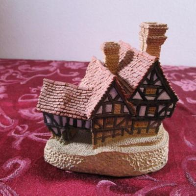 David Winter cottage "Stratford House"
