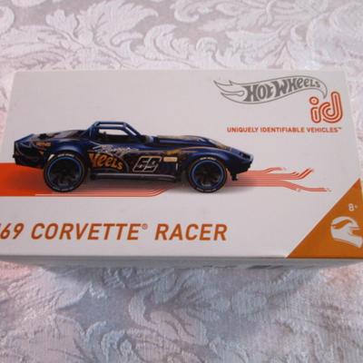 Sale Photo Thumbnail #516: 1969 Corvette racer, new in box