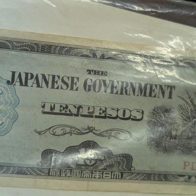 Japanese Currency & Great Wall Of China Souvenir Coin