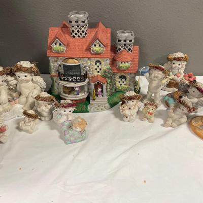 Kristin Dreamcicles and Partylite Old World Village 3