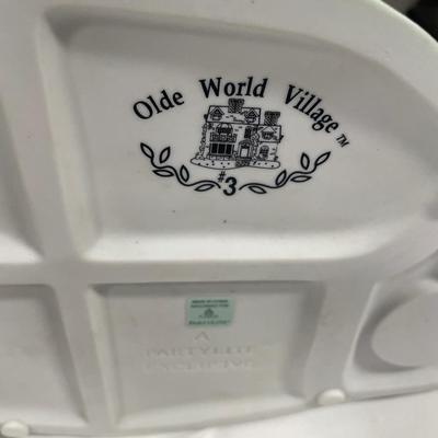 Kristin Dreamcicles and Partylite Old World Village 3