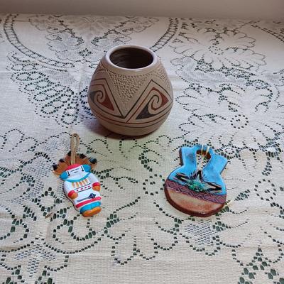SIGNED NATIVE AMERICAN CLAY POT WITH 2 SMALL DECORATIONS