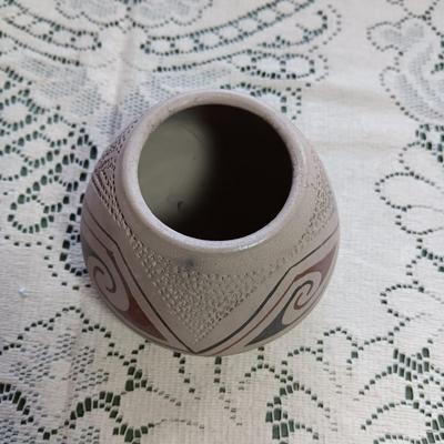 SIGNED NATIVE AMERICAN CLAY POT WITH 2 SMALL DECORATIONS