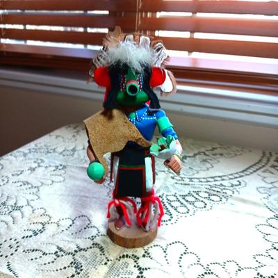 KACHINA DOLL HANDCRAFTED BY NATIVE AMERICAN HOPI MILTON TAKALA