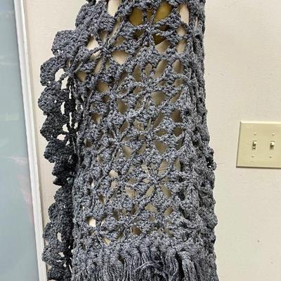 Vintage Crochet Cape Shawl Wrap Women Gray Beautiful Fringe