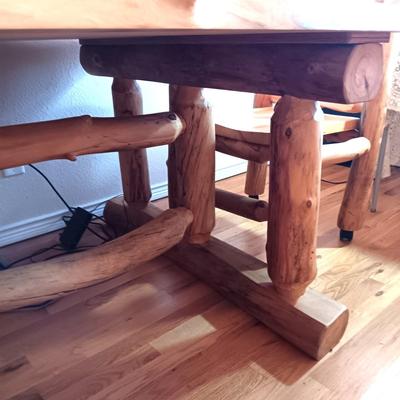 GORGEOUS PINE LOG SLAB DINING TABLE W/2 CAPTAIN, 2 ARMLESS CHAIRS