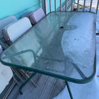 Outdoor table and chairs