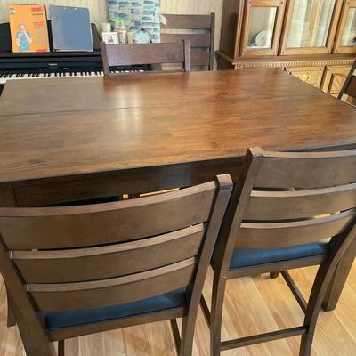Counter high table with 6 chairs