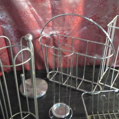 Bathroom & Kitchen Metal Wire Racks/Holders