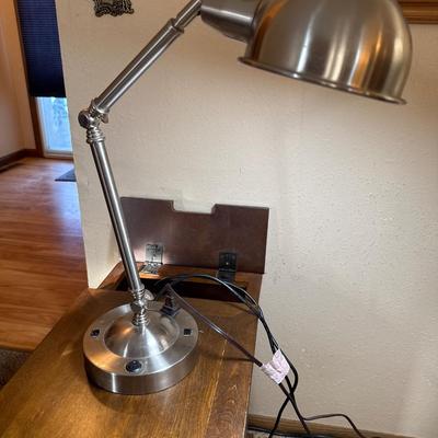 2 lamps
