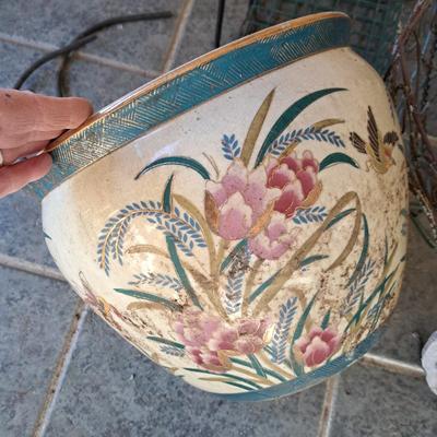 Collection of Garden Art, Hangers, Pots and More (P-SD)