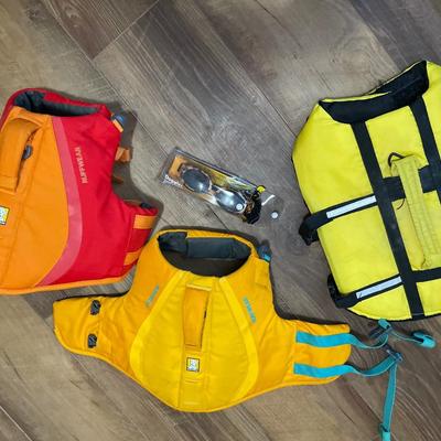 Dog life vests XS and doggles