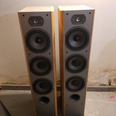 Pair of Focal.JM Lab Chorus 726s Speakers and Aperion Audio Center Channel Speaker (B4-KD)