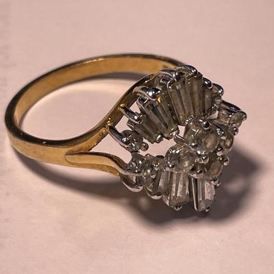Vintage Preowned Gold-toned Fashion Ballerina Ring Size 9.75 in Good Condition. FREE DOMESTIC SHIPPING.