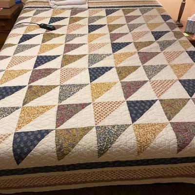 Motosleep adjustable queen bed with Sealy Posturepedic mattress
