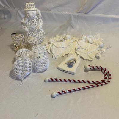 Christmas Decor & Old-fashioned Royal Racer Sled (B2-ES)