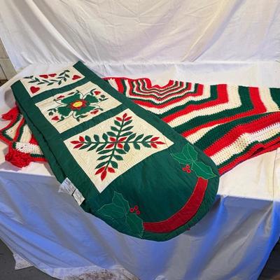 Christmas Decor & Old-fashioned Royal Racer Sled (B2-ES)