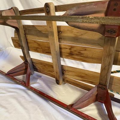 Christmas Decor & Old-fashioned Royal Racer Sled (B2-ES)