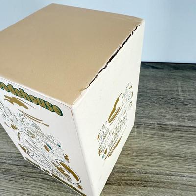 LOT 7L: 2004 Folio Society P. G. Wodehouse Best of Blandings 5-Book Box Set Illustrated by Paul Cox