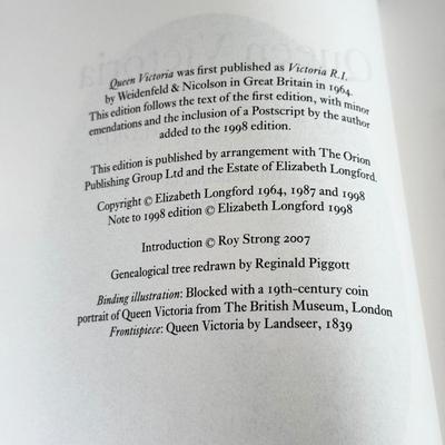 LOT 10L: Folio Society - 2010 London Characters & Crooks by Henry Mayhew, 2007 Queen Victoria by Elizabeth Longford & 2011 The...