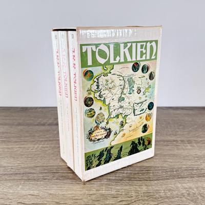 LOT 13L: 1971 Special Edition The Lord of the Rings by J. R. R. Tolkien Trilogy Book Box Set