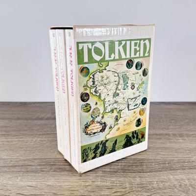 LOT 13L: 1971 Special Edition The Lord of the Rings by J. R. R. Tolkien Trilogy Book Box Set