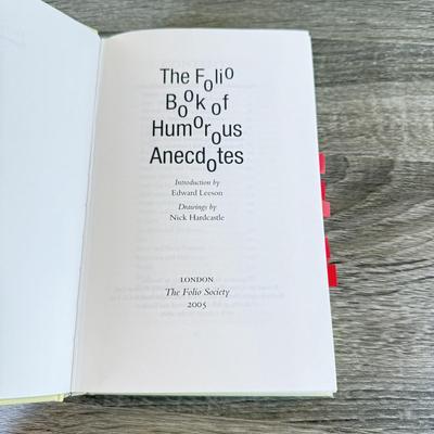 LOT 22L: Folio Society Books - 2007 The Folio Book of Carols, 2004 The Best of the Raconteurs & 2013 The Folio Book of Humorous...