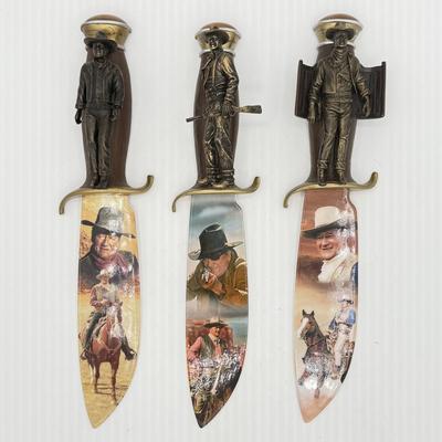 LOT 30L: Bradford Exchange John Wayne Knife Collection - 2006 "An American Legend" G1021, 2007 "Western Legend" A7795...