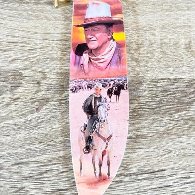 LOT 32L: Bradford Exchange John Wayne Knife Collection - 2007 "On the Range" A2649, 2007 "The Duke" A4585, 2007...