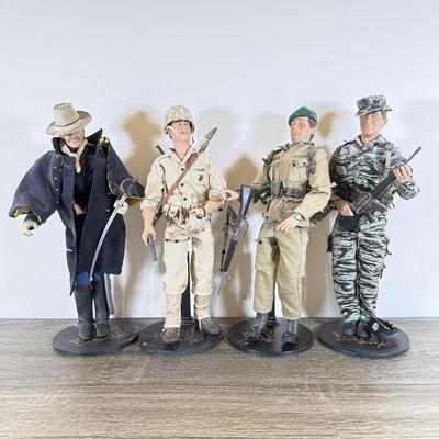 LOT 37L: Sideshow Collectibles 12" John Wayne Military Action Figures