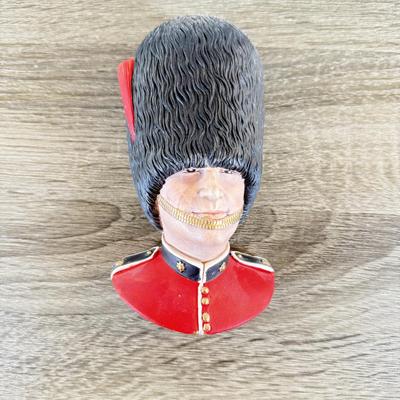 LOT 39L: Vintage Legend Products England Chalkware Bossun Heads - Guardsman & Artful Dodger