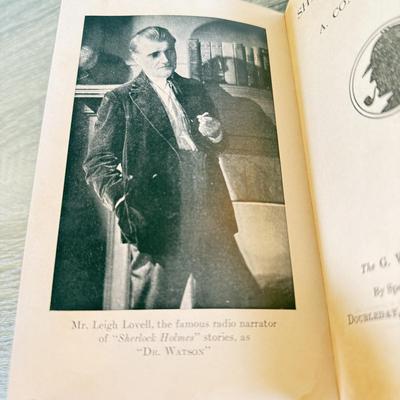 LOT 40L: 1932 Sherlock Holmes by Arthur Conan Doyle G. Washington Edition & NIP The New Annotated Sherlock Holmes (2 Volumes)
