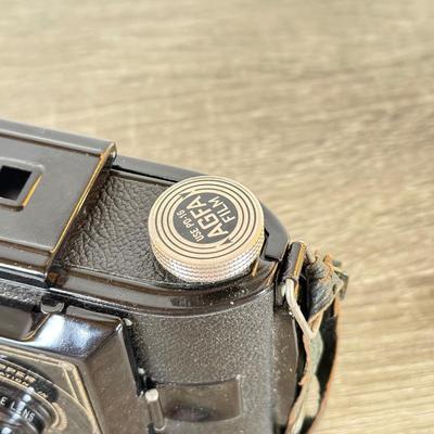 LOT 43L: Vintage Agfa Ansco PD16 Clipper Camera w/ Box & Instructions