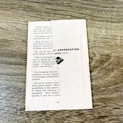 LOT 43L: Vintage Agfa Ansco PD16 Clipper Camera w/ Box & Instructions