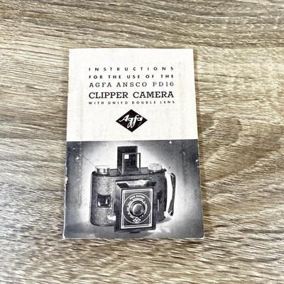 LOT 43L: Vintage Agfa Ansco PD16 Clipper Camera w/ Box & Instructions
