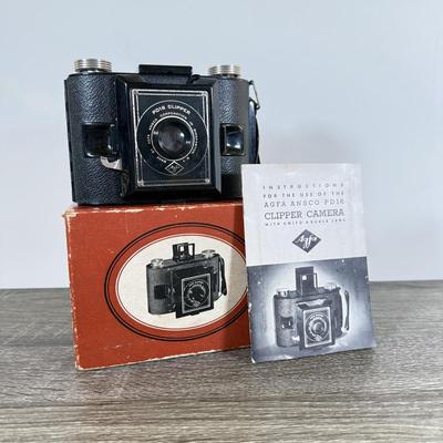 LOT 43L: Vintage Agfa Ansco PD16 Clipper Camera w/ Box & Instructions